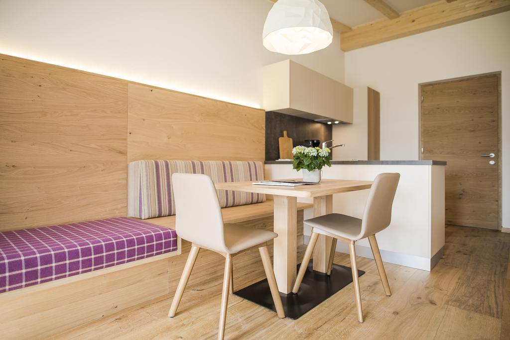 Haus Artus Aparthotel Шена Екстериор снимка